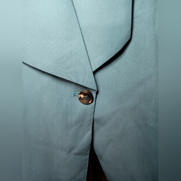 Bloomchic Lightweight Blazer Size 30 - Picture 4 of 10